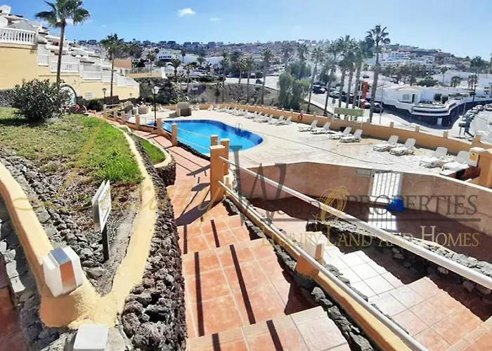 Апартаменти Oasis - Gin Tonic