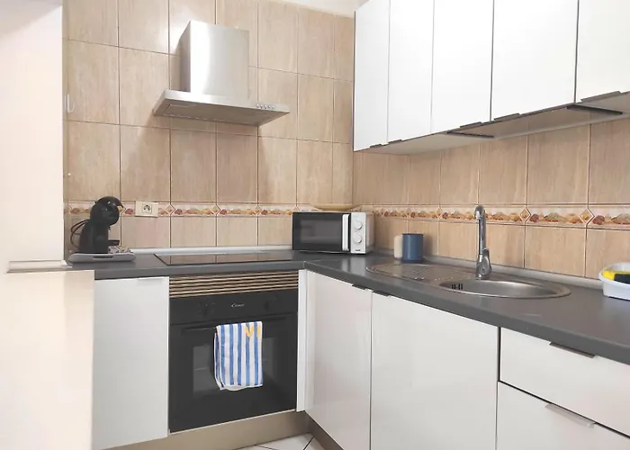 Oasis - Gin Tonic Апартаменти Адехе