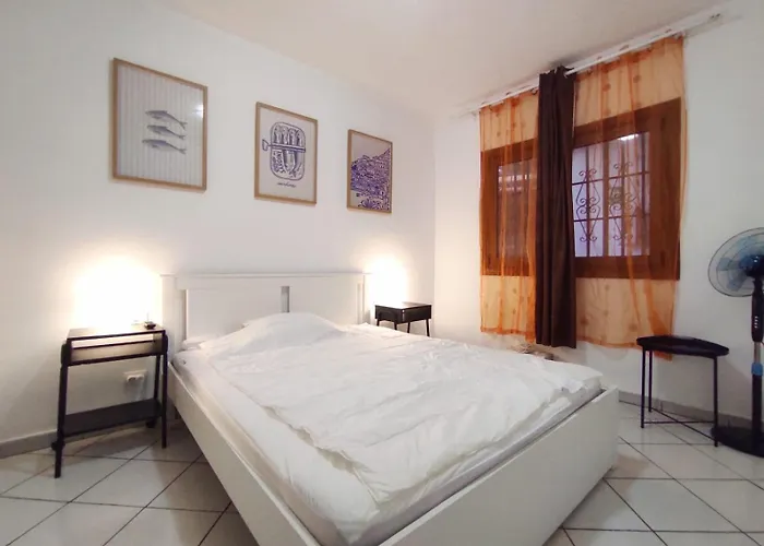 Apartment Oasis - Gin Tonic